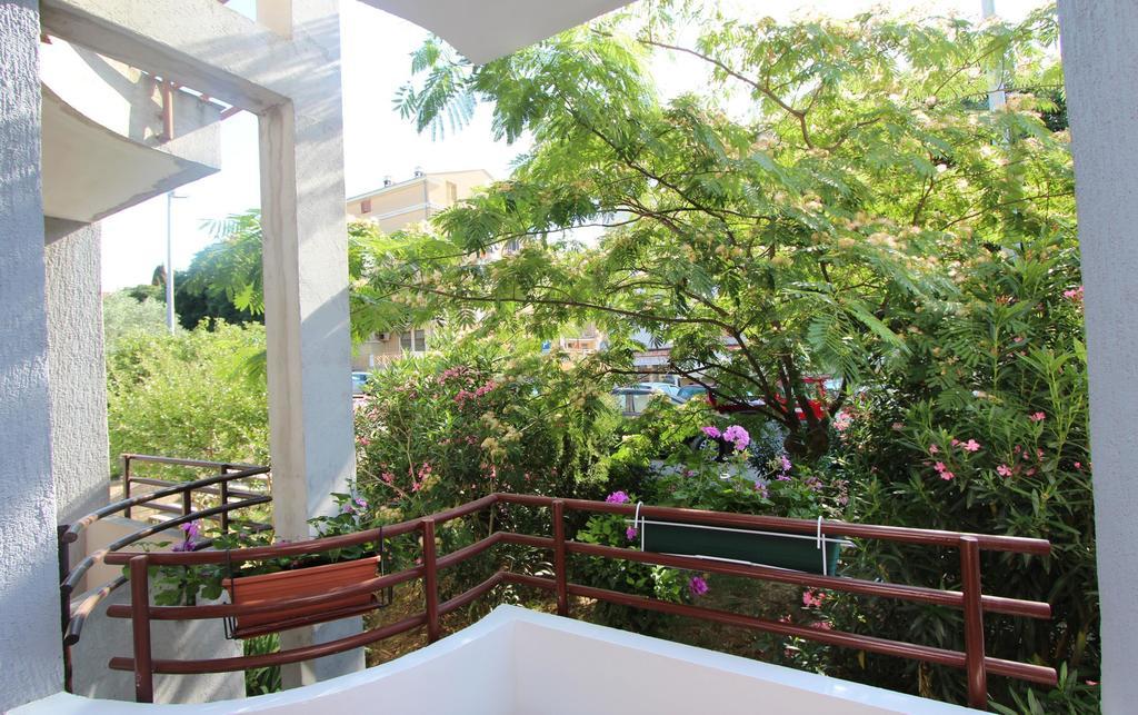 Apartment Vesna روفينج المظهر الخارجي الصورة