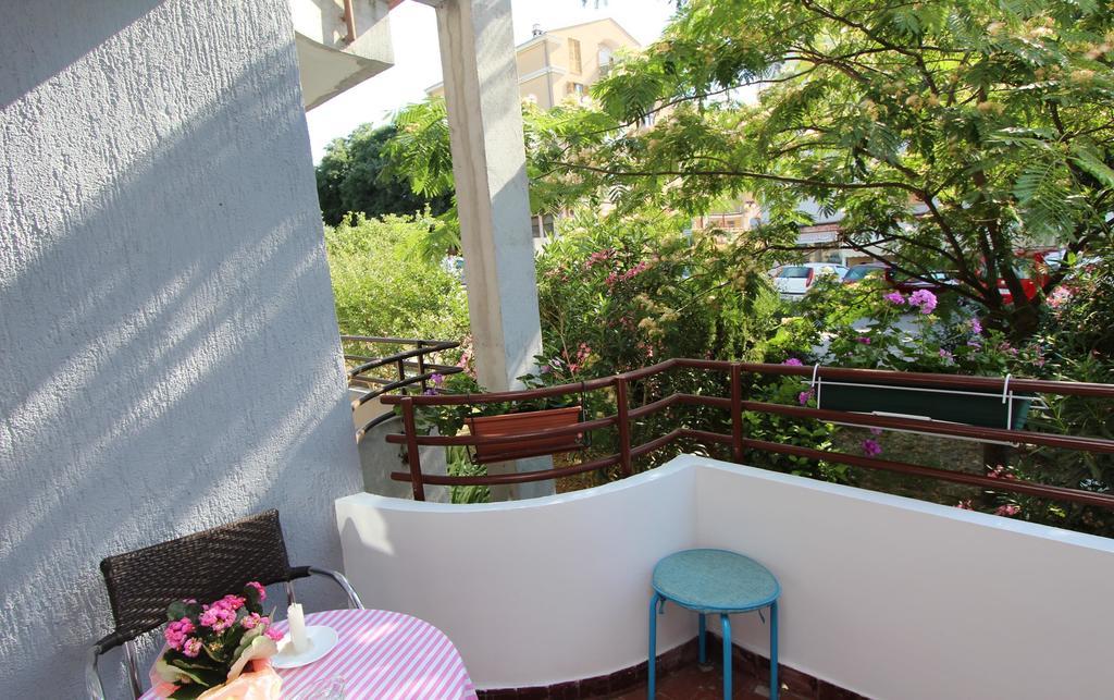 Apartment Vesna روفينج المظهر الخارجي الصورة