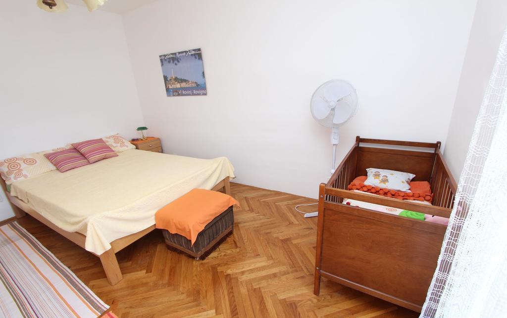 Apartment Vesna روفينج المظهر الخارجي الصورة