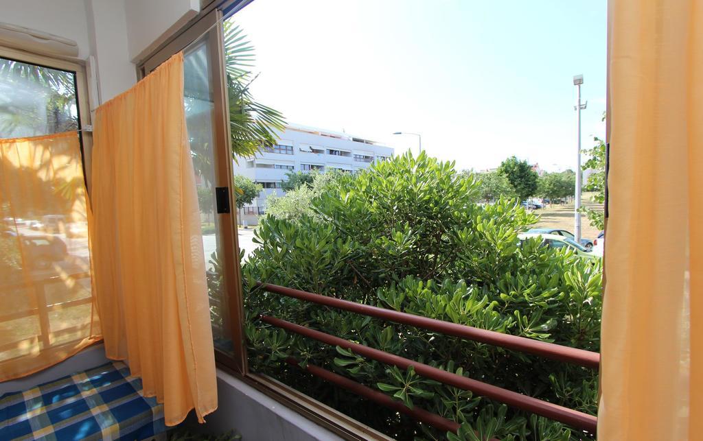 Apartment Vesna روفينج المظهر الخارجي الصورة